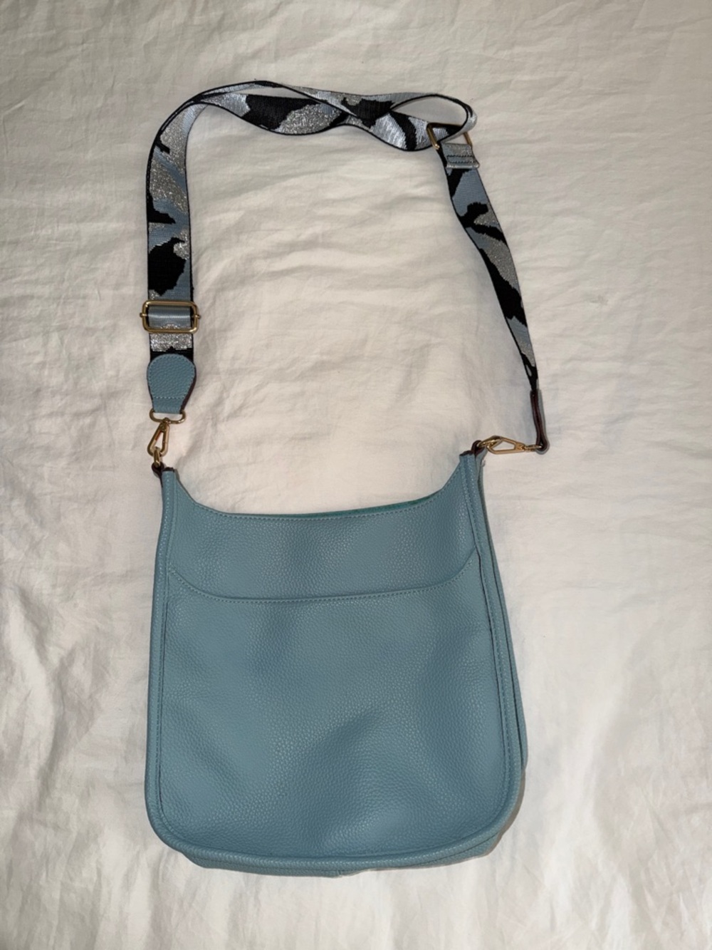 Light Blue Leather Crossbody Bag with Patterned Strap - Picture 2 of 3